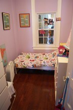 209 Douglas St NE in Washington, DC - Building Photo - Building Photo