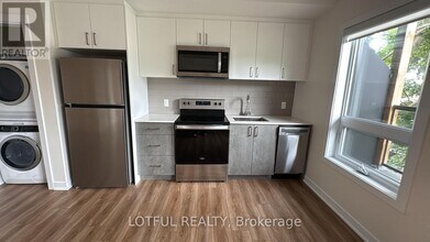 630 Churchill Ave N in Ottawa, ON - Building Photo - Building Photo