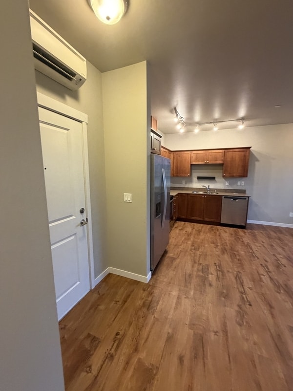 8872 Depot Rd in Lynden, WA - Building Photo - Building Photo