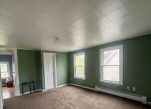 110 S Orchard St, Unit 110 C South Orchard St in Wallingford, CT - Foto de edificio - Building Photo