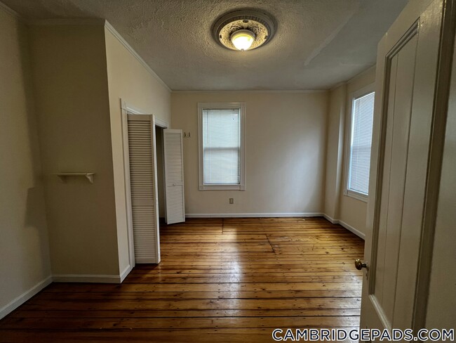 property at 352 Norfolk St