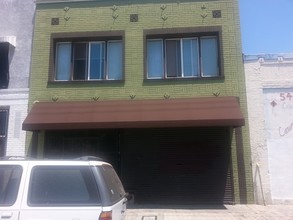 2409 W 54th St in Los Angeles, CA - Building Photo - Building Photo