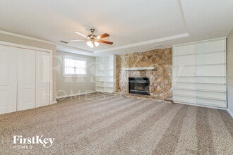 5323 Thoroughbred Blvd in Jacksonville, FL - Building Photo - Building Photo