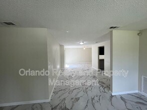 4285 Solomon Dr in Orlando, FL - Building Photo - Building Photo