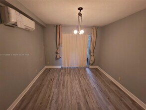 4213 NE 21st Ave-Unit -4A in Fort Lauderdale, FL - Building Photo - Building Photo