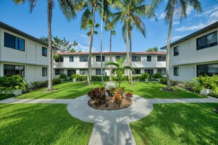 912 NE 15th Ave, Unit 3 in Fort Lauderdale, FL - Building Photo
