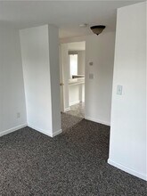 1 Dewindt St in Beacon, NY - Building Photo - Building Photo