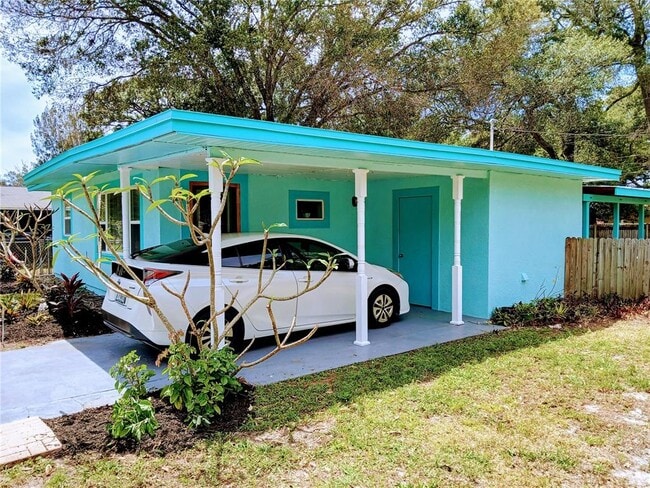 5220 72nd St N in St. Petersburg, FL - Building Photo - Building Photo