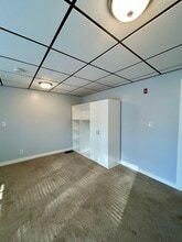 353 Cabot St, Unit 353 in Beverly, MA - Building Photo - Building Photo