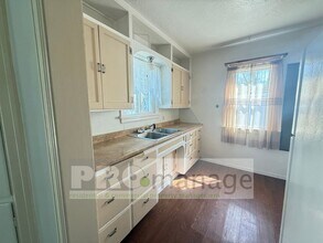 1365 Scott Pl-Unit -1365 in Idaho Falls, ID - Building Photo - Building Photo