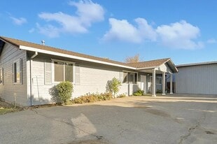 3443 Nuestro Rd in Yuba City, CA - Building Photo