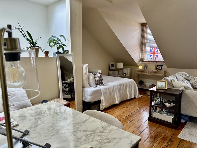 32 Irving St in Boston, MA - Building Photo - Building Photo