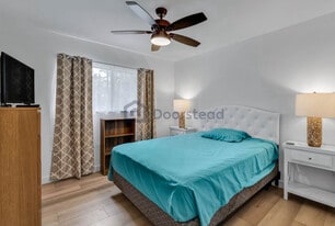 20902 Mission Ln in Huntington Beach, CA - Building Photo