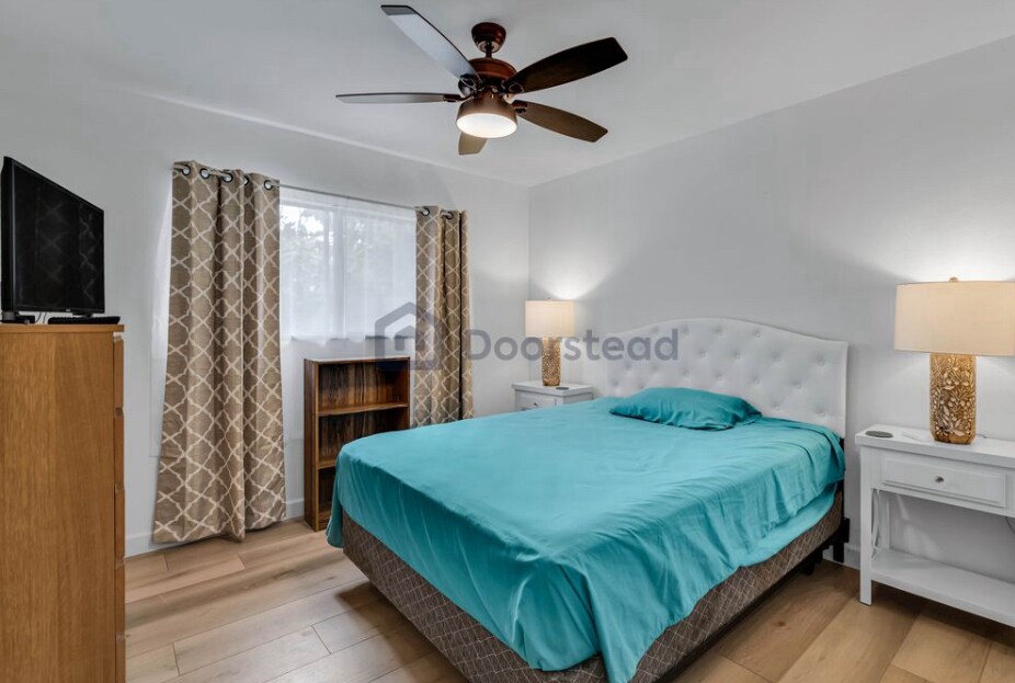 20902 Mission Ln in Huntington Beach, CA - Foto de edificio