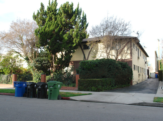 5425 Bellingham Ave in Valley Village, CA - Building Photo - Building Photo