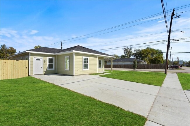 property at 3603 Fidelity St