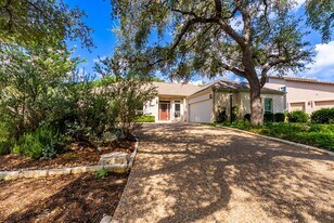 1411 Lakeway Dr in Lakeway, TX - Building Photo
