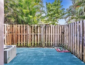 3791 NW 78th Ave in Hollywood, FL - Building Photo - Building Photo