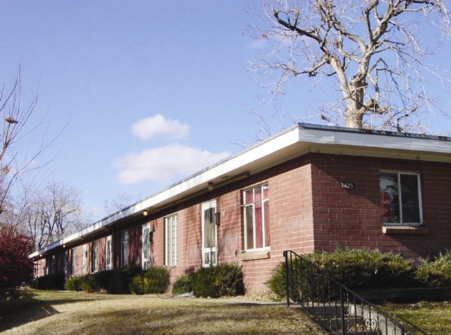 3425 Decatur St in Denver, CO - Foto de edificio - Building Photo