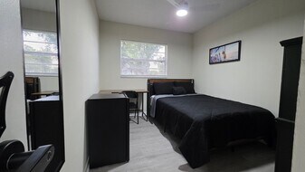 1343 Poppy Ave in Orlando, FL - Building Photo