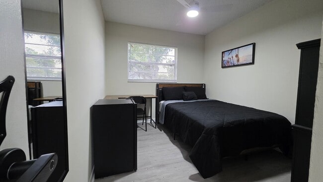 property at 1343 Poppy Ave