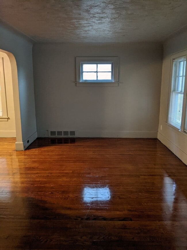 property at 2195 Springle St