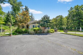 290 W Main St in Stony Point, NY - Building Photo - Building Photo