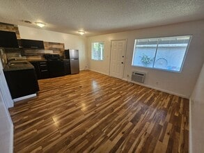 25195 Grant St in Los Molinos, CA - Building Photo - Building Photo