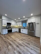 452 Chinquapin Ave in Carlsbad, CA - Building Photo - Building Photo