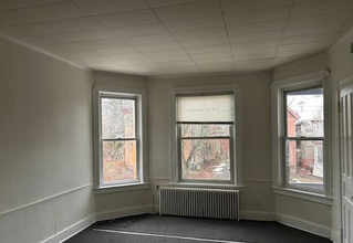 122 Park Pl in Schenectady, NY - Building Photo - Interior Photo