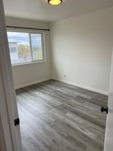 490 Talbert St in Daly City, CA - Foto de edificio - Building Photo