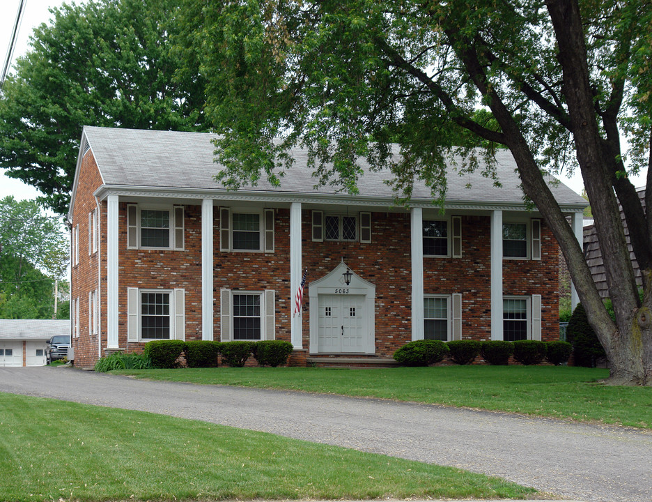 5063 Secor Rd in Toledo, OH - Building Photo