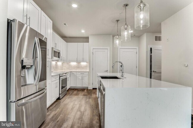 property at 1761 Old Meadow Rd