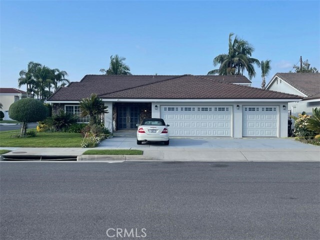 8349 Charloma Dr in Downey, CA - Building Photo