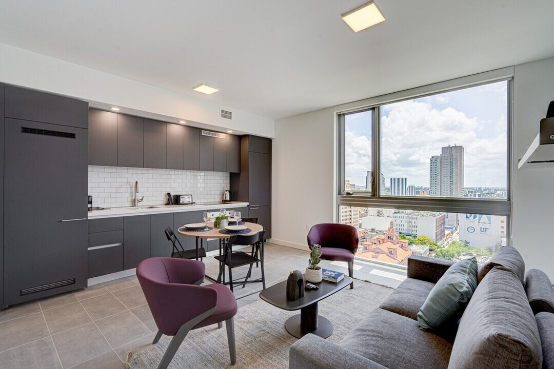 300 NE 2nd Ave, Unit SI ID1058673P in Miami, FL - Foto de edificio