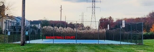 3 Telegraph Ln in Sayreville, NJ - Building Photo - Building Photo