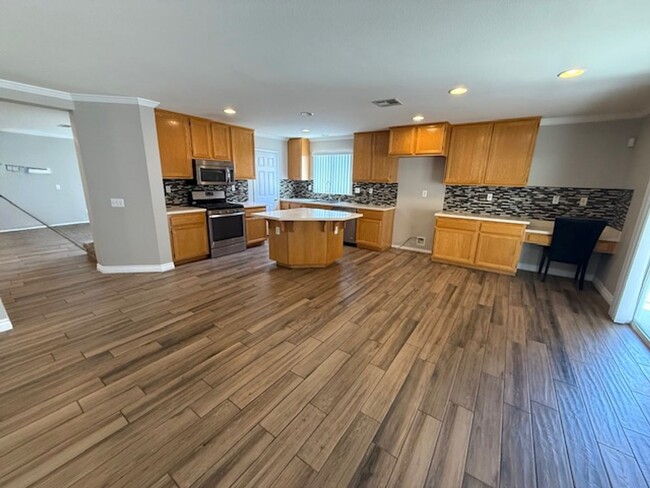 1504 Welch Pl in Chula Vista, CA - Building Photo - Building Photo