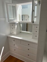 218 Strand St, Unit 218 and a half in Santa Monica, CA - Foto de edificio - Building Photo