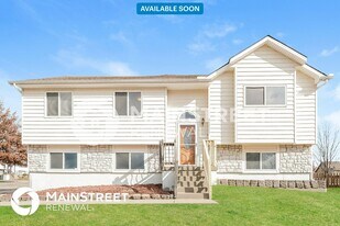 11521 N Ditzler Ave in Kansas City, MO - Building Photo