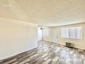 20334 Saticoy St in Los Angeles, CA - Building Photo - Building Photo