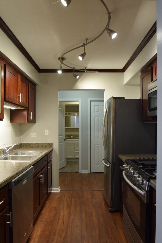 1425 Ashland Ave in Des Plaines, IL - Building Photo - Building Photo