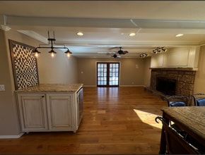 23 N Howard Pl in Rogers, AR - Foto de edificio - Building Photo