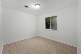 426 Brookview Dr in Montgomery, AL - Building Photo - Building Photo