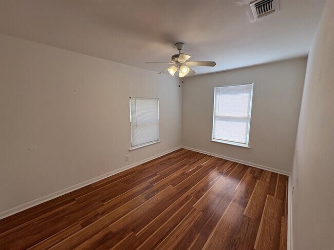 6506 Linda Ln in Austin, TX - Building Photo - Building Photo