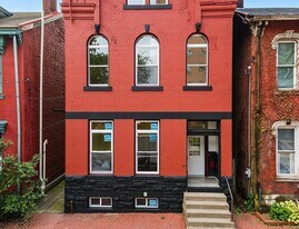 1005 Sheffield St in Pittsburgh, PA - Building Photo