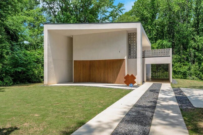 property at 2525 Whites Mill Rd