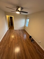 1729 Chip-N-Dale Dr in Arlington, TX - Building Photo