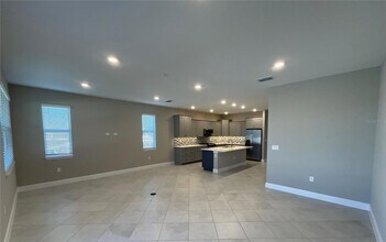 7727 SW 57th Pl in Ocala, FL - Building Photo - Building Photo