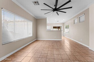 5134 W Shaw Butte Dr in Glendale, AZ - Building Photo - Building Photo