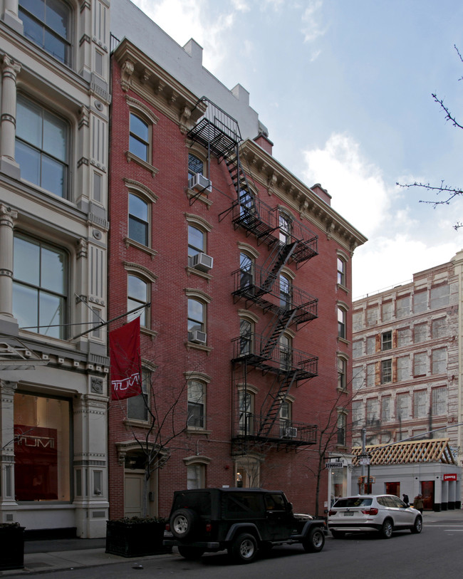 122 Greene St in New York, NY - Building Photo - Building Photo